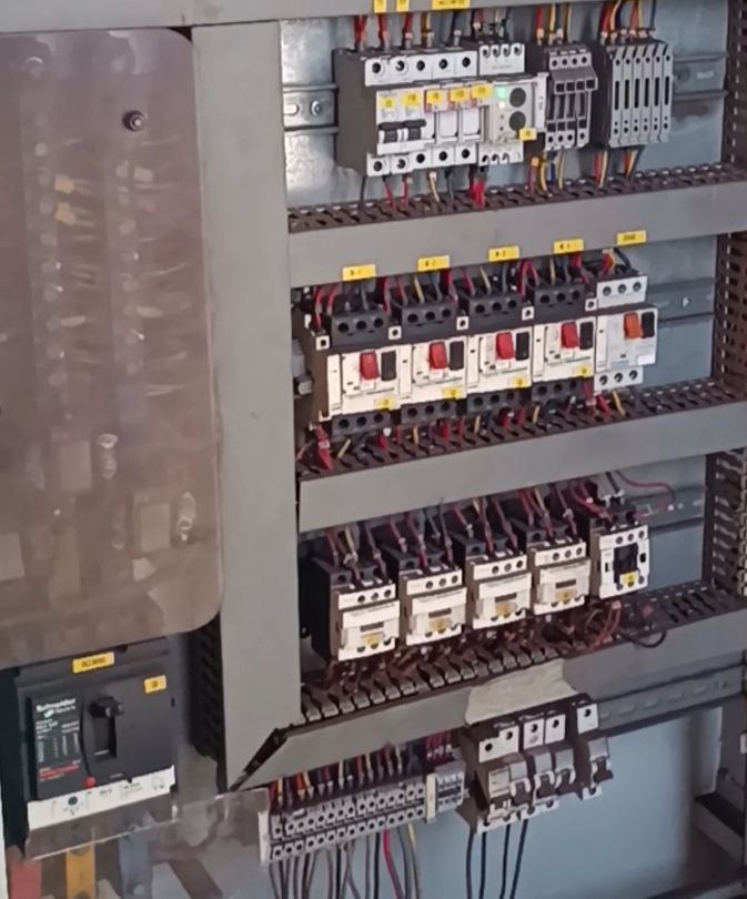 Low Voltage Circuit Breakers